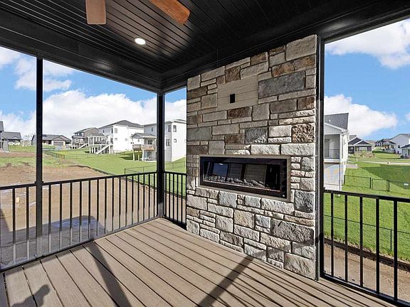 5th image of 612 Rock Ridge Rd