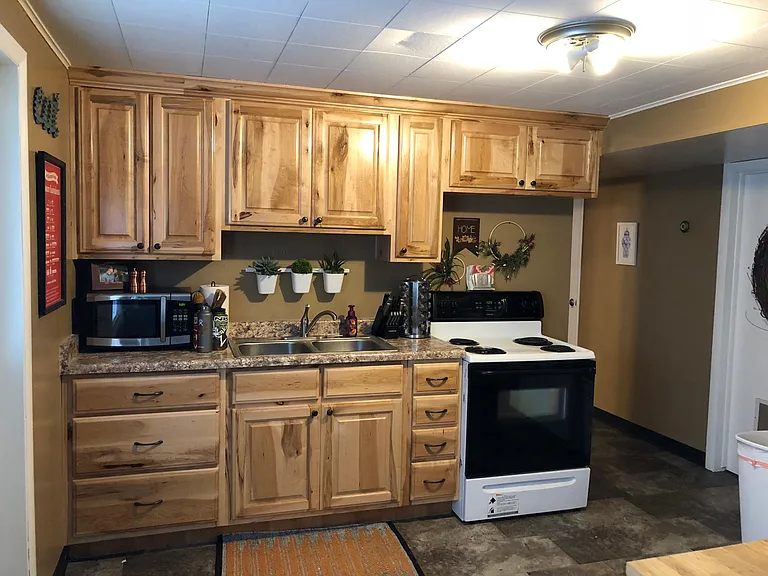 90 Raymond Ct #2 — Photo 7