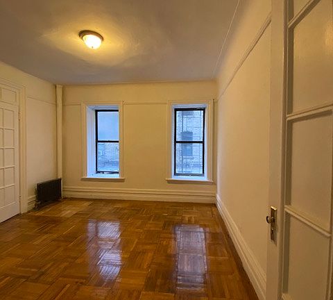 4th image of 455 Fort Washington Ave APT 3