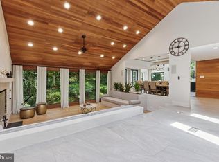 1220 Valley Rd, Villanova, PA 19085