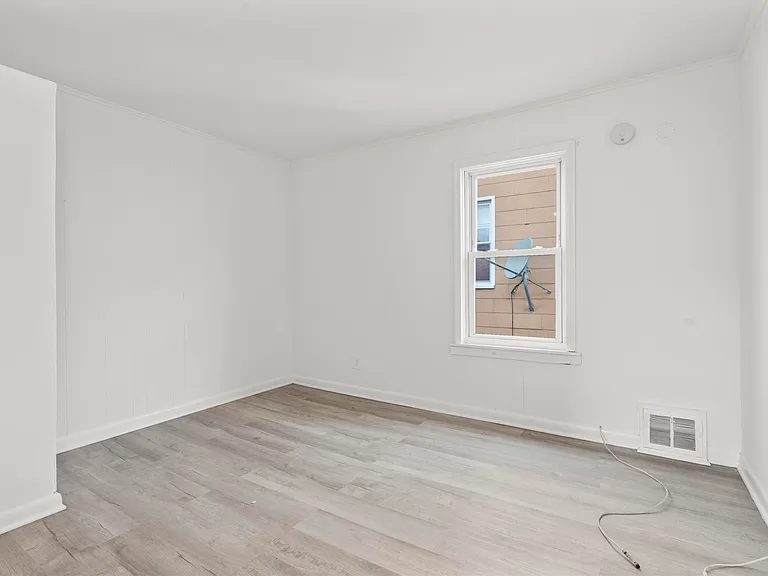 426 Poplar St #2 — Photo 14