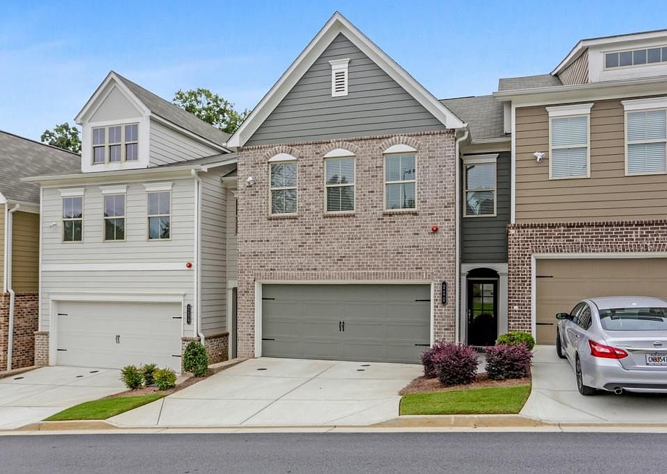 1st image of 210 Alday Ln