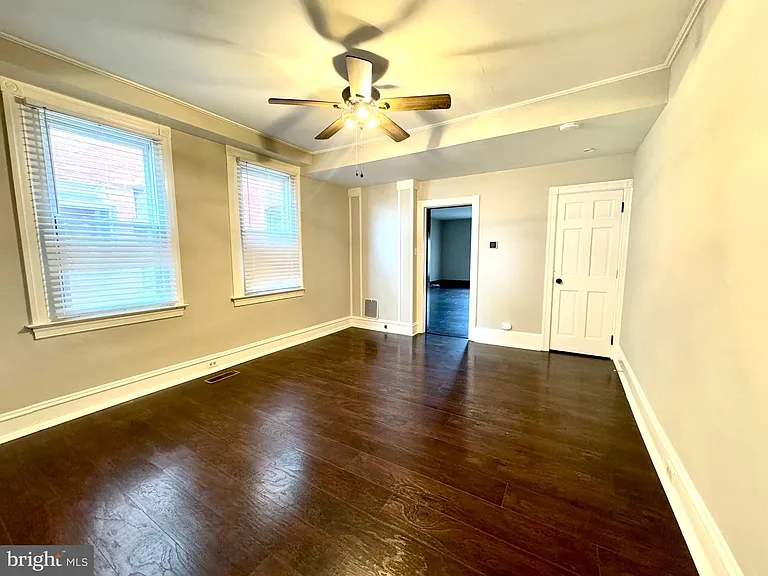 425 Juniper St — Photo 9