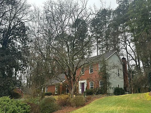 2nd image of 2203 Wood Glen Ln SE