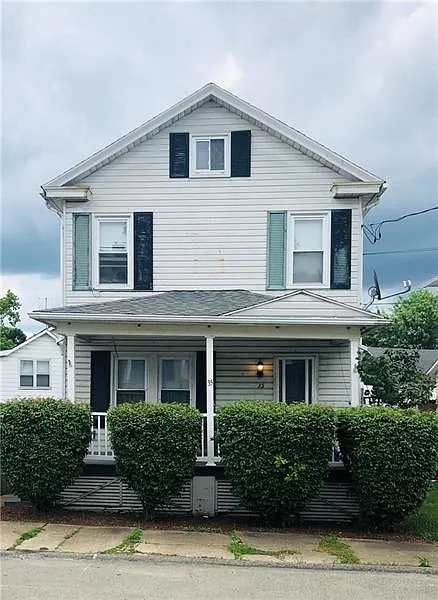 35 Lawton Ave photo 1