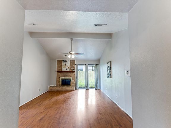 5th image of 23114 Harpergate Dr