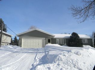 147 14th Ave SW, New Brighton, MN 55112