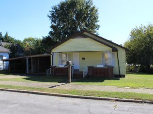 609 Ferry St, Loudon, TN 37774