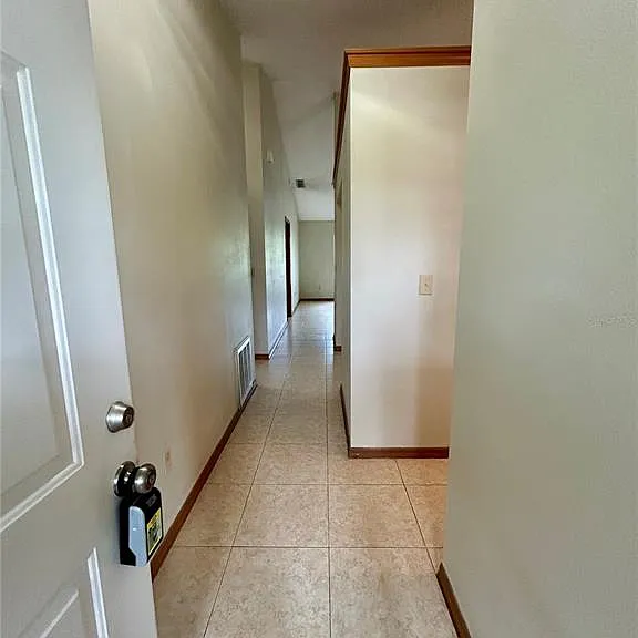 63 Ivy Ln — Photo 3