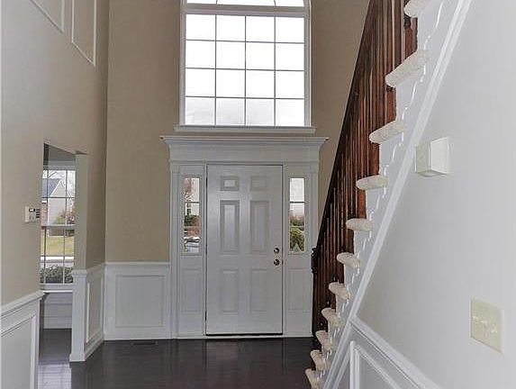 3rd image of 233 McNair Cir