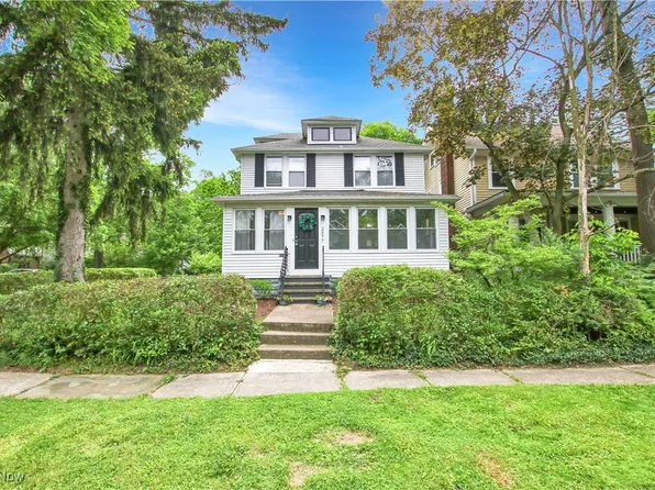 2577 Idlewood Rd, Cleveland Heights, OH 44118
