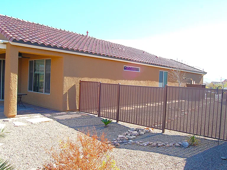 929 Flagstone Blf — Photo 16