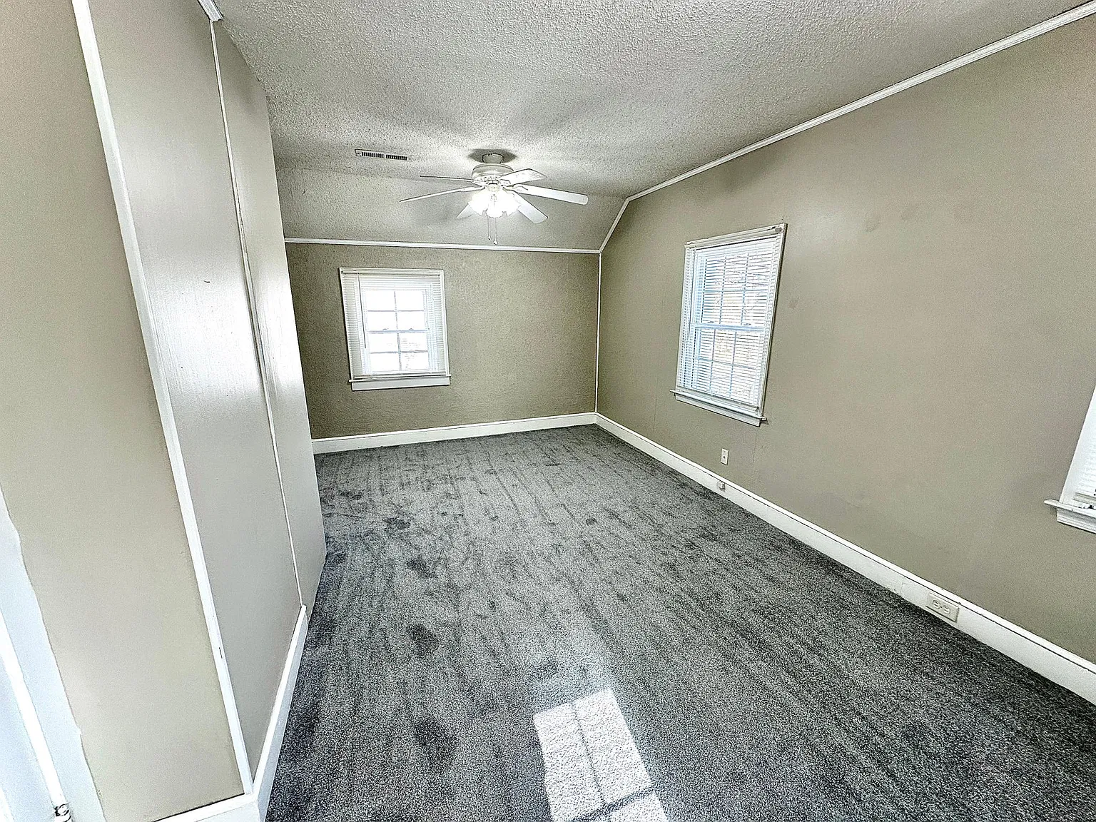 18 Prospect Pkwy — Photo 2