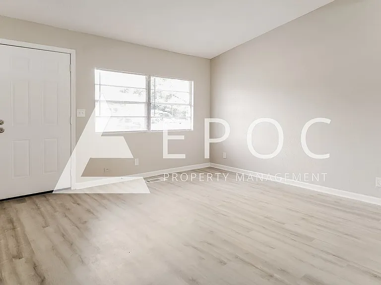5407 N Johnstown Ave — Photo 8