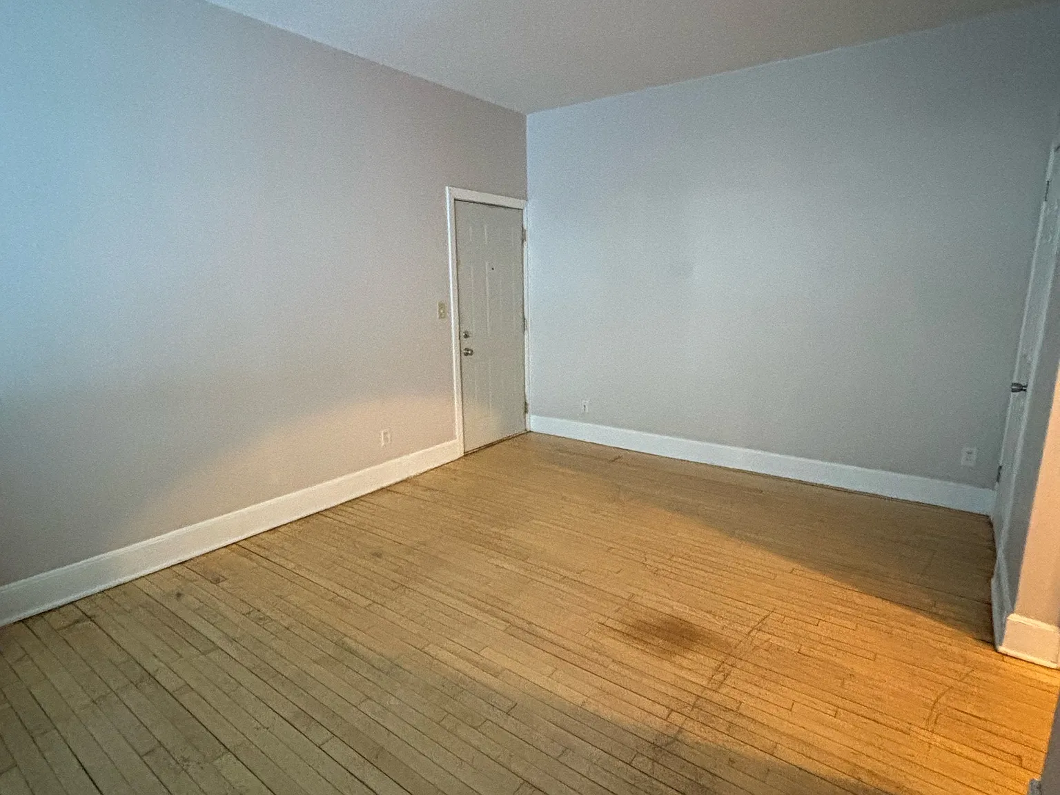 Bostwick Flats - 202 — Photo 2