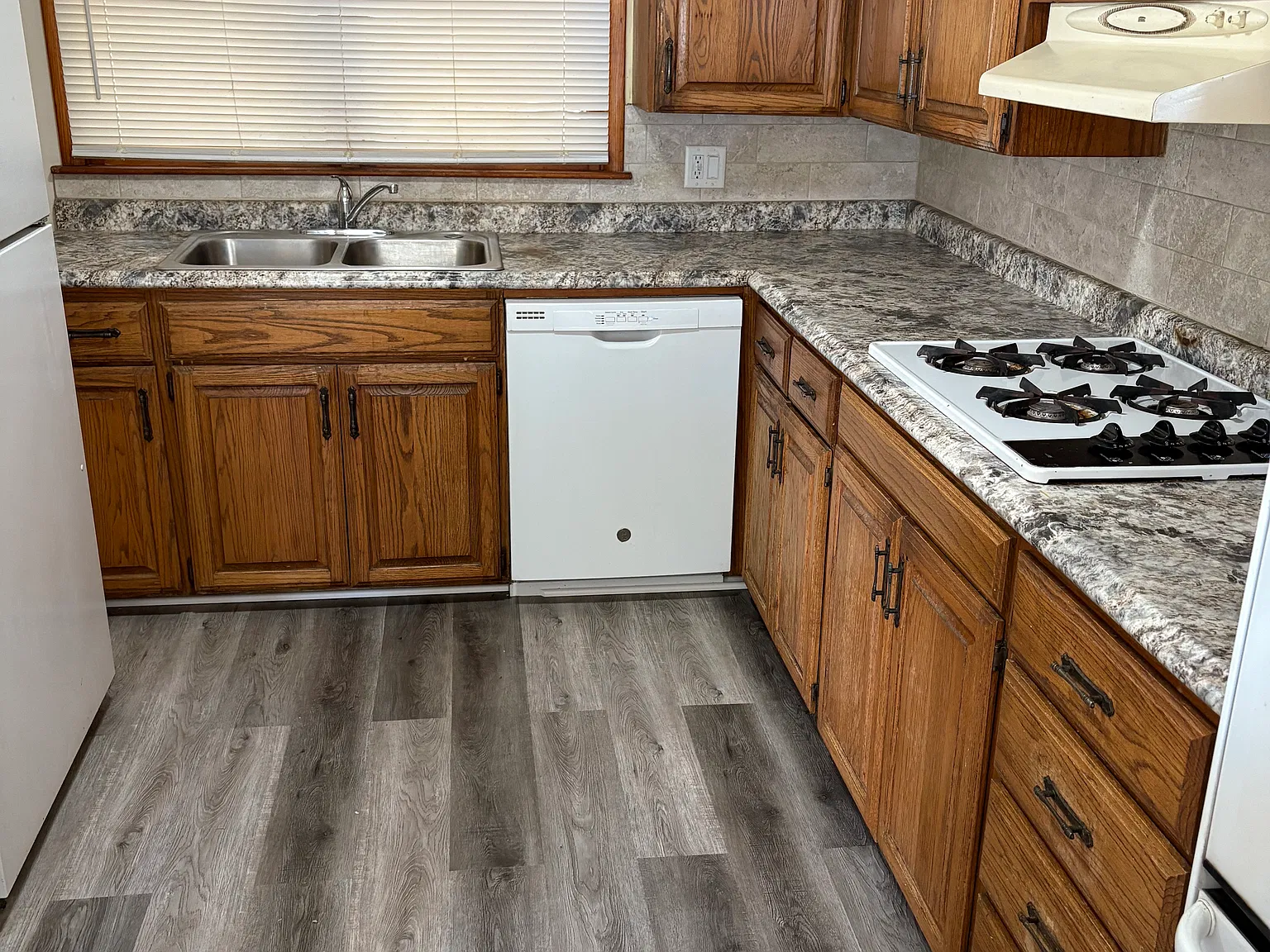 1330 Madison Ave — Photo 3