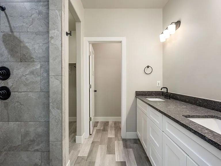 2920 Fairway Dr — Photo 12