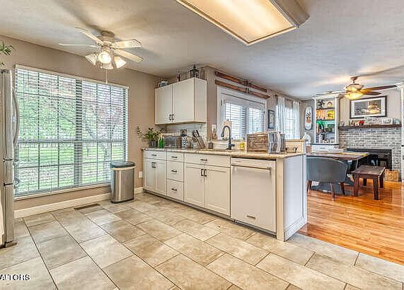 5th image of 2270 Pewter Dr