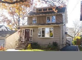 86 Van Riper Ave, Rutherford, NJ 07070