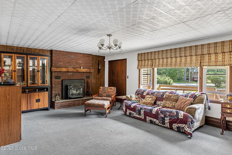 5th image of 1 E Dayton Drive