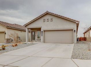 916 Tazanita Loop, Rio Rancho, NM 87124