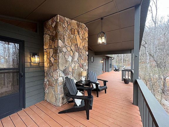 4th image of 636 Patton Valley Farms Rd