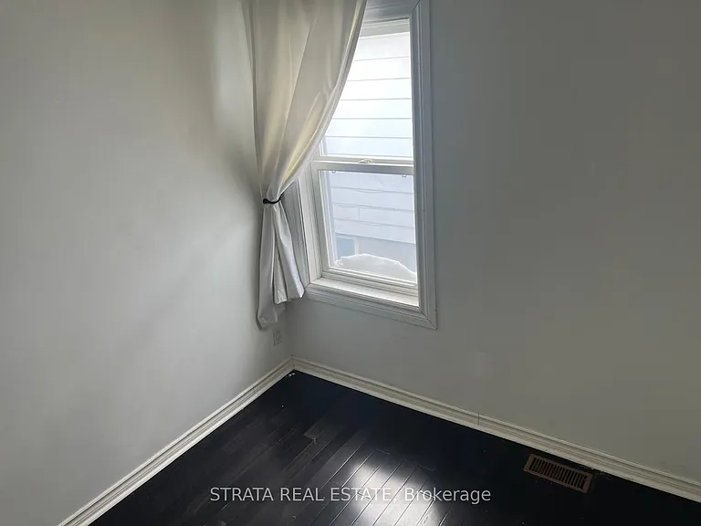 220 Holborne Ave #MAIN — Photo 19