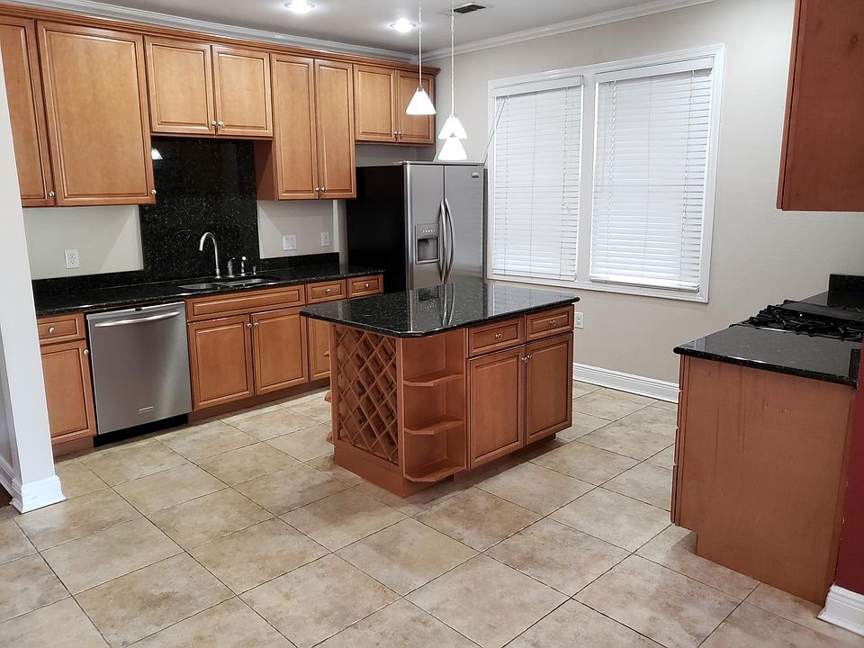 1st image of 5925 W End Blvd