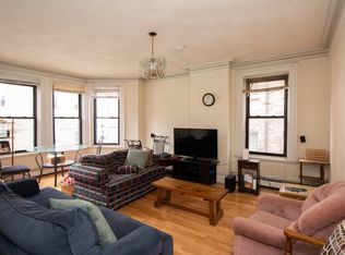 10 Davis Ave #C, Brookline, MA 02445