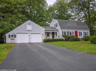 9 Pine View Rd, Westbrook, ME 04092