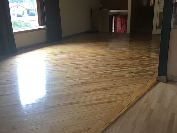 5th image of 2822 Valley Hi Ave