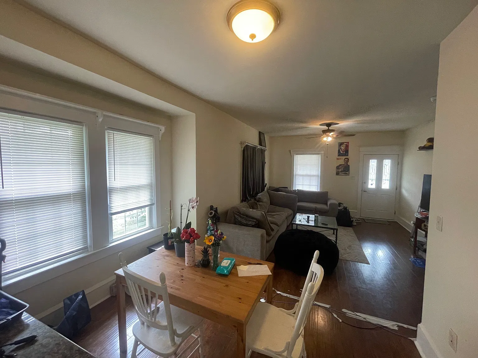 3 bed, 1200 sqft, $2,200 — Photo 3
