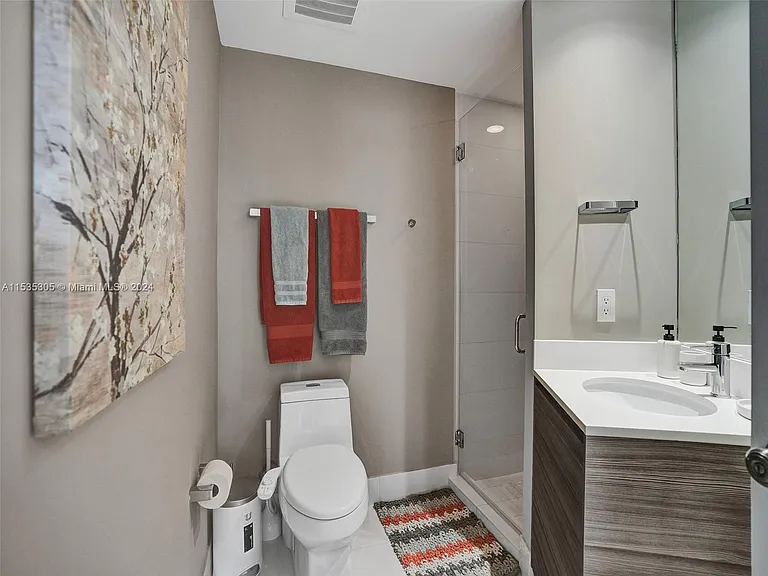 121 NE 34th St #1801 — Photo 30
