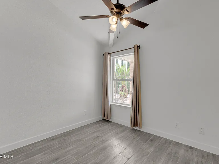 6541 Dakota Ridge Dr — Photo 24