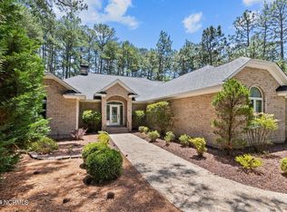 22 Edinburgh Ln, Pinehurst, NC 28374