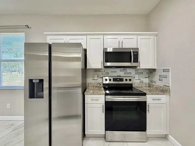 2 W Orange St #101 — Photo 5