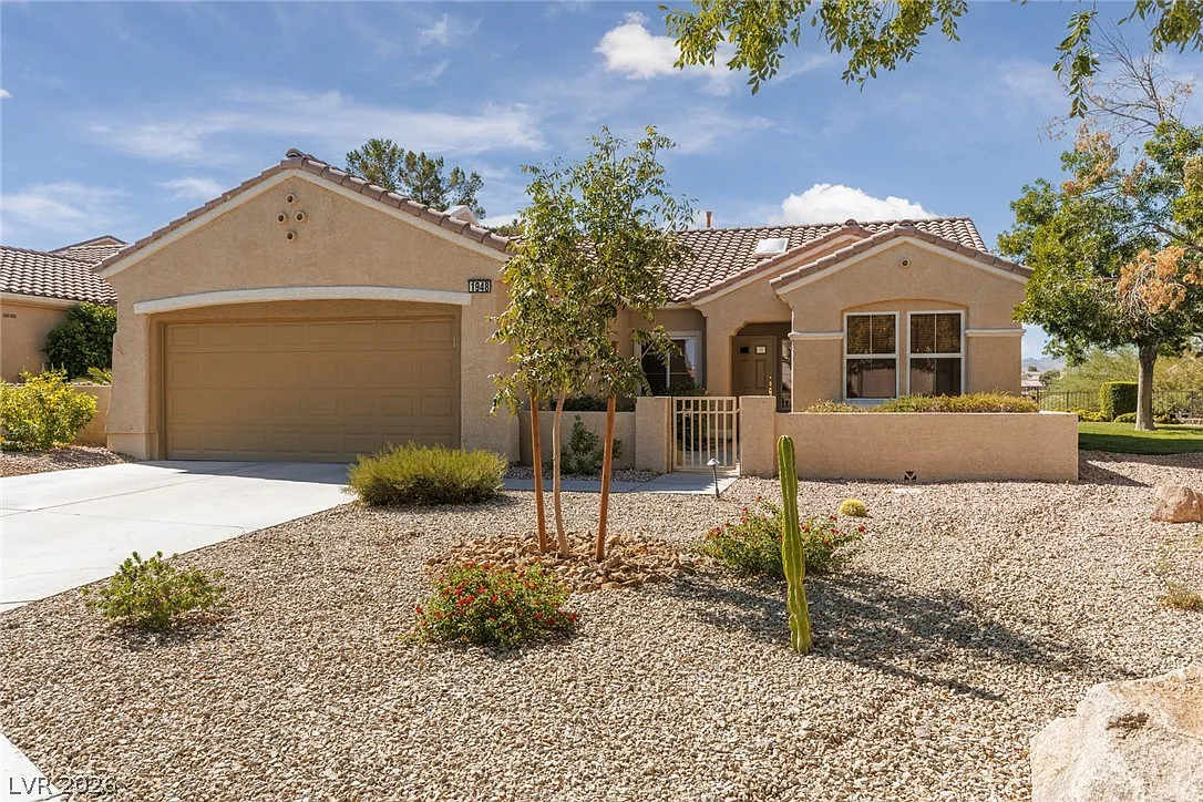 2 bed, 2.0 bath, 1512 sqft, $1,922 — Photo 1