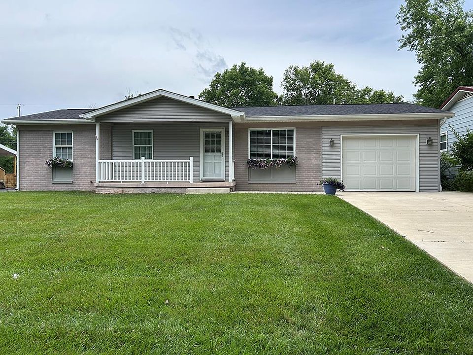 1st image of 16 Coventry Dr