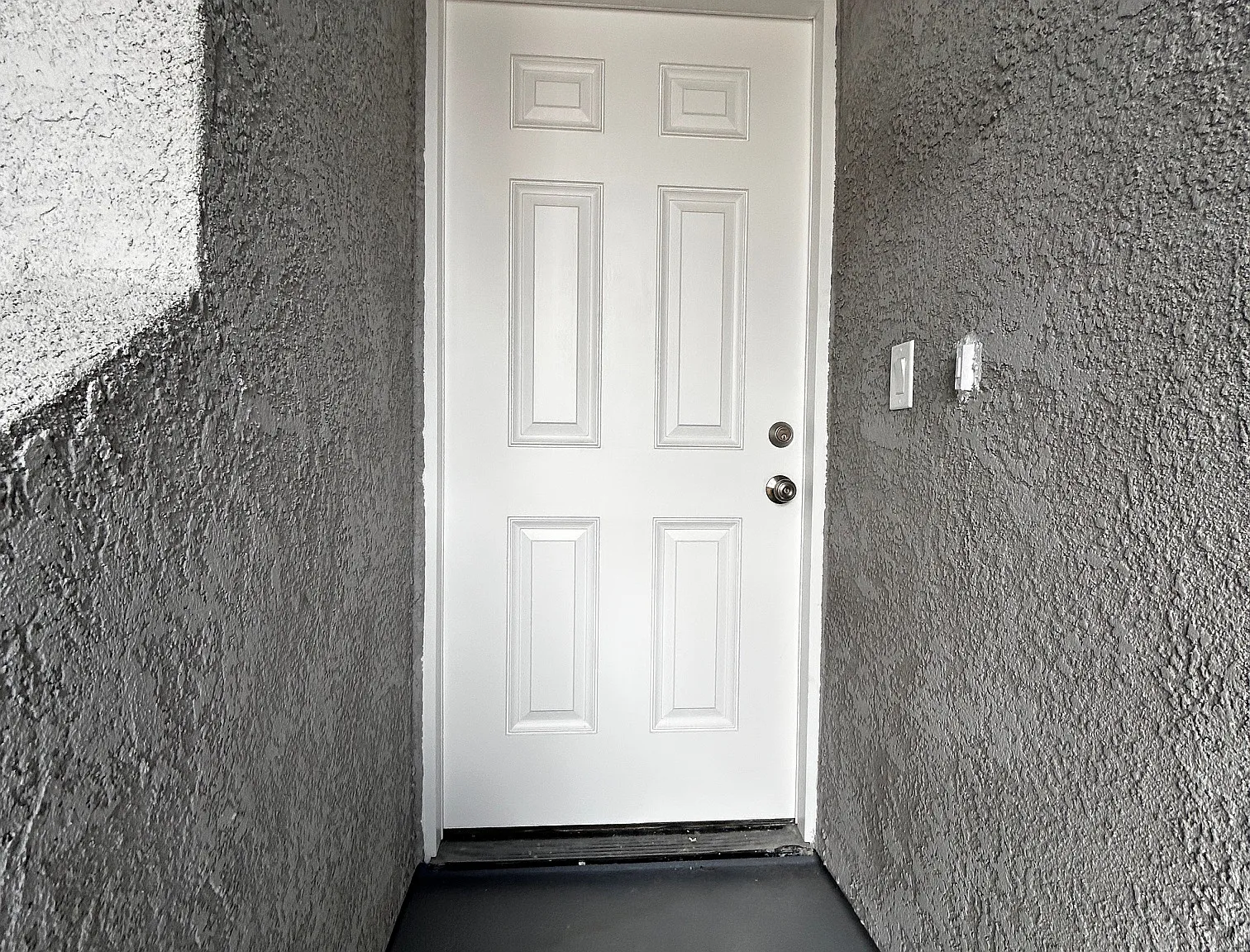 3 bed, 1200 sqft, $2,950 — Photo 3