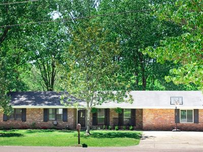 709 Cypress Rd, Starkville, MS, 39759