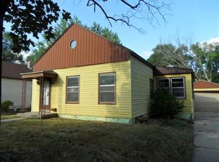 1207 W Wisconsin St, Portage, WI 53901