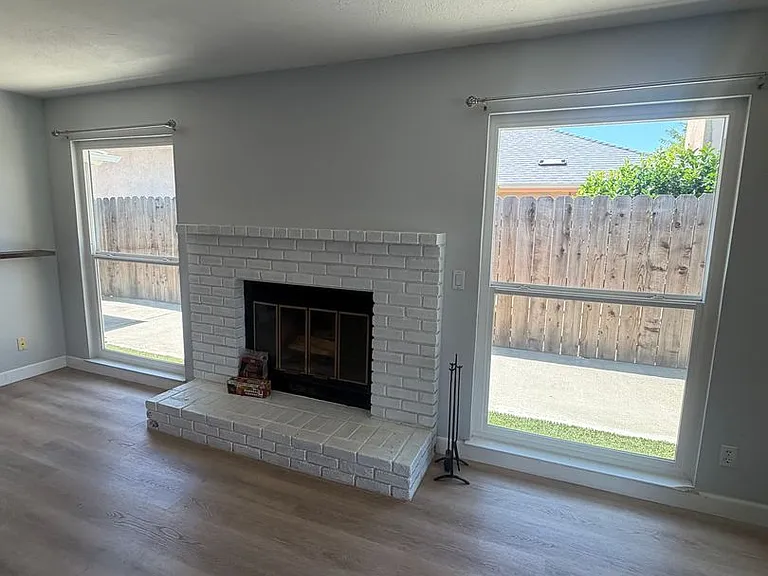 2568 Mayfair Ct — Photo 23