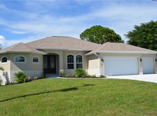 1 Sportsman Terr, Rotonda West, FL 33947