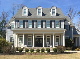 205 Highgrove Dr, Fayetteville, GA 30215