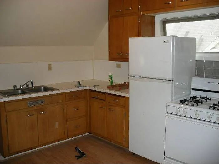 Upper kitchen