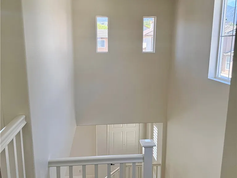 309 Lydia Ln — Photo 12