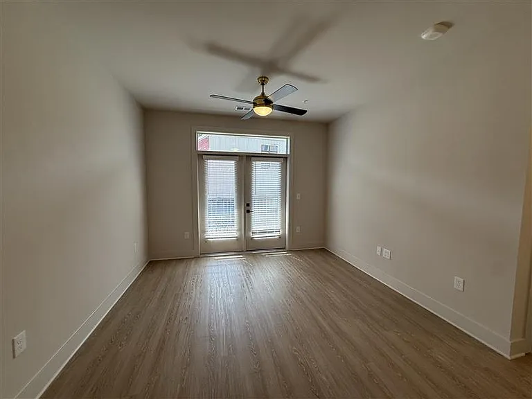 District on the Etowah Apartments — Photo 1200