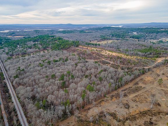 4th image of Bradley Rd #365