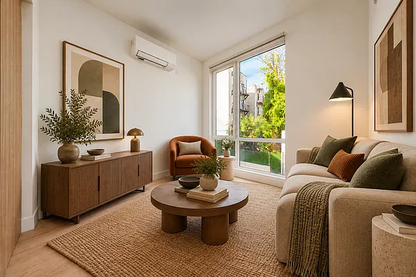 Living room, photo 1