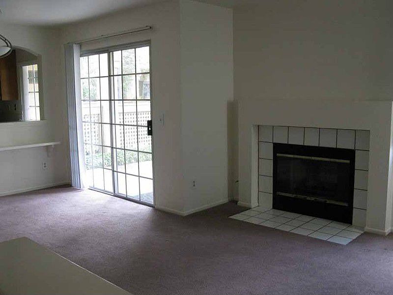 2nd image of 750 Breeze Hill Rd APT 133